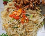 Foto langkah ke 3 dari resep Bihun goreng kilat.