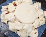 صورة لخطوة 13 من وصفة بف باستري بالنقانق وجبن البري Brie cheese بطريقة مختلفة