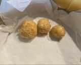 Túrógombóc vaníliás tejföllel recept fázis 3 fotója