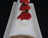 Foto del paso 9 de la receta: Brazo gitano de fresas con nata