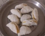 गुड़ खोया पिट्ठा (Gud khoya pitha recipe in hindi) रेसिपी चरण 2 फोटो