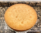 Foto del paso 8 de la receta: Pastel con manteca, licor y cabello de ángel