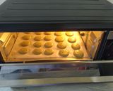 Foto langkah ke 6 dari resep Matcha Macarons Part 2 dengan Creamcheese Filling.