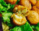 A picture of step 12 of Veg Chinese bread balls.