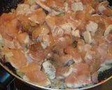 Tejszínes-fokhagymás-mustáros csirkemell recept fázis 4 fotója