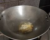 A picture of step 2 of Veg noodles.