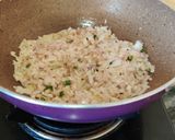 A picture of step 5 of Akuri (Parsi Scrambled Egg).