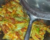 Foto langkah ke 2 dari resep Tumis pare pedas telur.