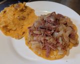 Foto del paso 7 de la receta: Arepa🫓con🧀🍯chori-queso🥯🥓🧅