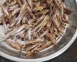 கருவாட்டு தொக்கு(dry fish thokku recipe in tamil) ரெசிபி ஸ்டேப் 1 புகைப்படம்