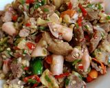 Foto langkah ke 8 dari resep Sei Sapi Mercon Baby Cumi ala MamaIzzan.