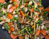 Tészta zöldségekkel recept fázis 3 fotója