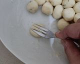 Foto langkah ke 4 dari resep Potato Pillows.