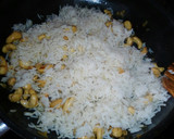 Foto del paso 3 de la receta: Arroz con especias y anacardos