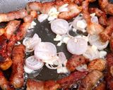 Hình bước làm 1 của món Thịt Rang Cháy Cạnh Cuốn Kim Chi