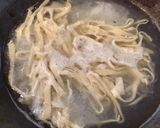 A picture of step 3 of 450. California Farm Whole Clam Wine Sauce Dinner.