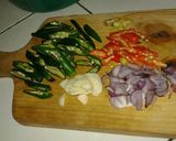 Foto langkah ke 1 dari resep Tumis cumi basah cabe ijo mix teri medan supper hot'z.