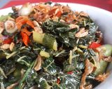 Foto langkah ke 3 dari resep Oseng daun pepaya.