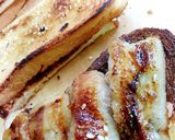 Foto langkah ke 3 dari resep Roti Bakar Pisang Almond.