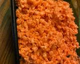 A picture of step 8 of Strawberry marshmallow treats.