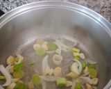 Foto del paso 1 de la receta: Crema de calabacín amarillo y coliflor