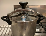 Foto del paso 3 de la receta: Caldo de carne. Olla exprés