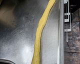 Foto del paso 8 de la receta: Gusanitos de masa