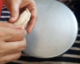 मावा गुजिया (Mawa Gujiya Recipe In Marathi) रेसिपी स्टेप 8 फोटो 