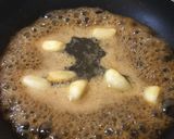 Foto langkah ke 3 dari resep Chicken Garlic Honey Soy Sauce.