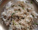 A picture of step 4 of Mooli parantha.