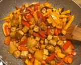 A picture of step 5 of Tofu and Pineapple Stir-Fry.