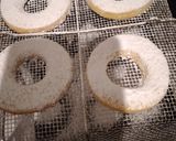 Foto del paso 6 de la receta: Espejitos (con mermelada de frutilla)