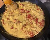 Une image de l'étape 10 de Poulet curry coco poivrons rouges.