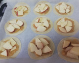 Foto del paso 2 de la receta: Mini Empanadas de Piña y Manzana