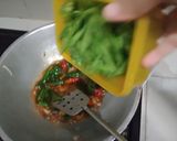 Foto langkah ke 2 dari resep Buncis Oseng Saus Lada Hitam.