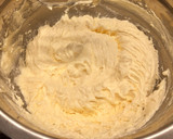 Foto del paso 5 de la receta: Bizcocho de limón y almendras