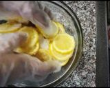 A picture of step 7 of Fresh lemon juice in jar|| and lemonade.
