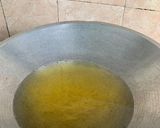 Foto langkah ke 3 dari resep Sambal kentang goreng.
