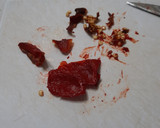 Foto del paso 2 de la receta: Salsa picante de hierbas frescas y ají de la mala palabra