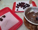 Csokis-cseresznyés cheesecake torta (sütés nélkül) 🍫🍒 recept fázis 6 fotója
