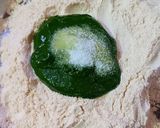 A picture of step 3 of Bathua Paratha.