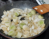 Foto del paso 3 de la receta: Costillas de cerdo en salsa