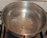 A picture of step 3 of Methi Matar Malai.