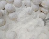 Foto langkah ke 6 dari resep Kue Putri Salju Lumer Dimulut.