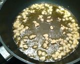 Foto del paso 1 de la receta: Alcachofas con champiñón, pimiento rojo y jamón