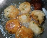 A picture of step 2 of Mysore bonda.