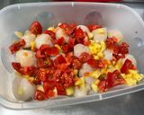 Une image de l'étape 5 de Noix de Saint Jacques aux tomates, ananas et coriandre.
