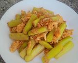 รูปขั้นตอนการทำที่ 3 ของ แตงกวาผัดไข่