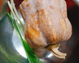 Hình bước làm 1 của món Bí đỏ chưng thịt
