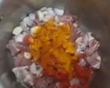 A picture of step 3 of Mutton gravy.